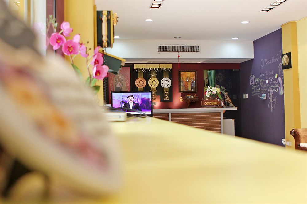 Foresttel.Bkk Bangkok Buitenkant foto