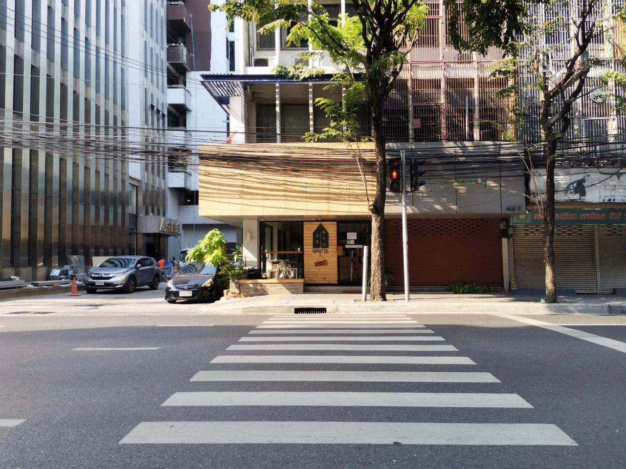 Foresttel.Bkk Bangkok Buitenkant foto
